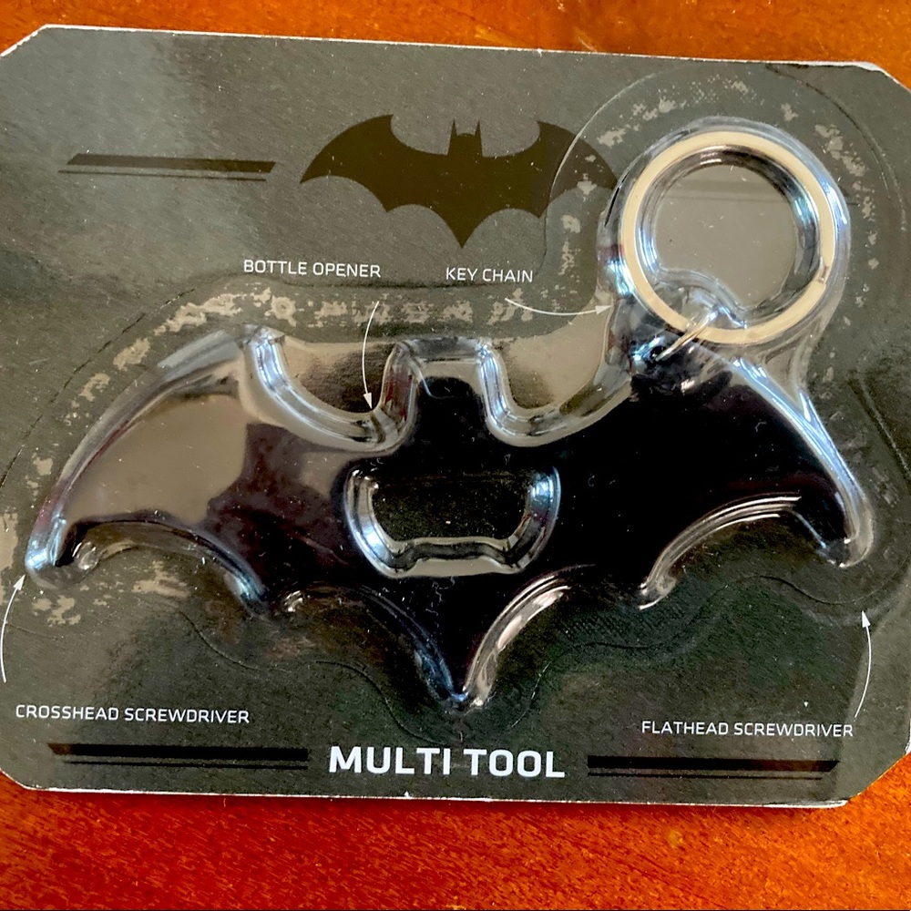 NWT Loot Crate DC Batman Batrang Multi Use Tool